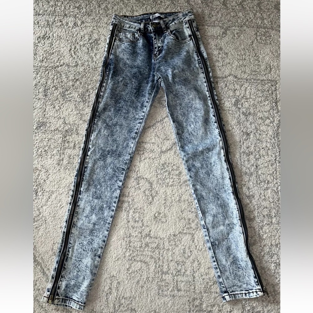 K Jordan Jeans Punk with zipper accents,skinny jean sz 6 Women’s Acid Wash Goth
